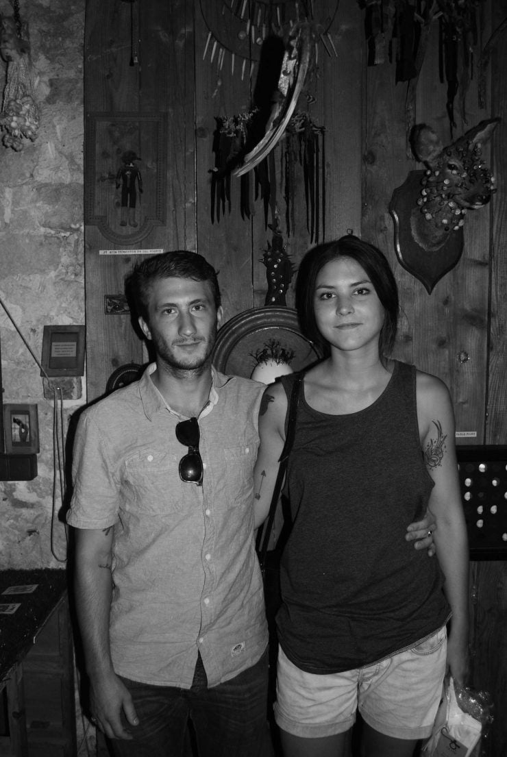 Boire goulument du punch avec Sam & Ana
