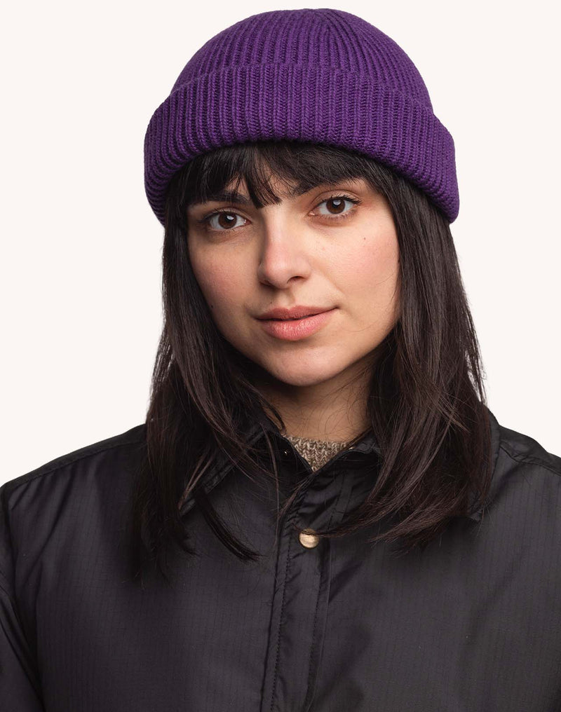 Bonnet Falco Violet en laine mérinos extra-fine, Coton bio – OLOW