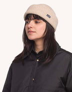 Bonnet Laban Écru en laine mérinos extra-fine – OLOW