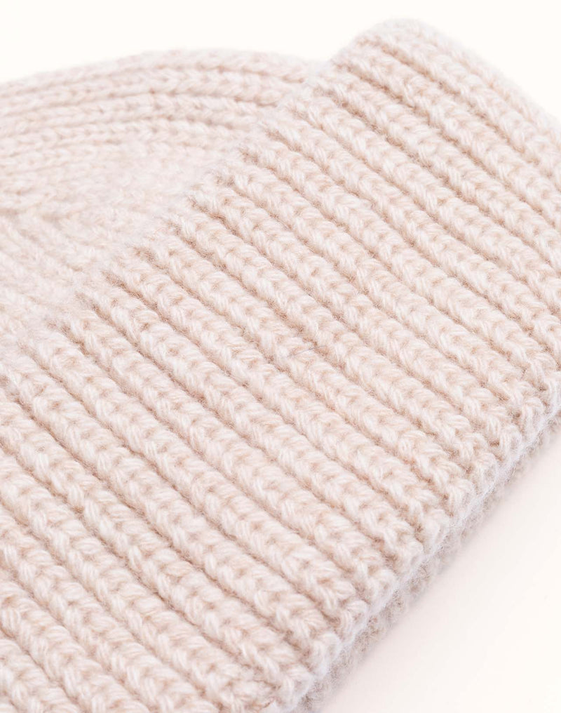 Bonnet Laban Écru en laine mérinos extra-fine – OLOW