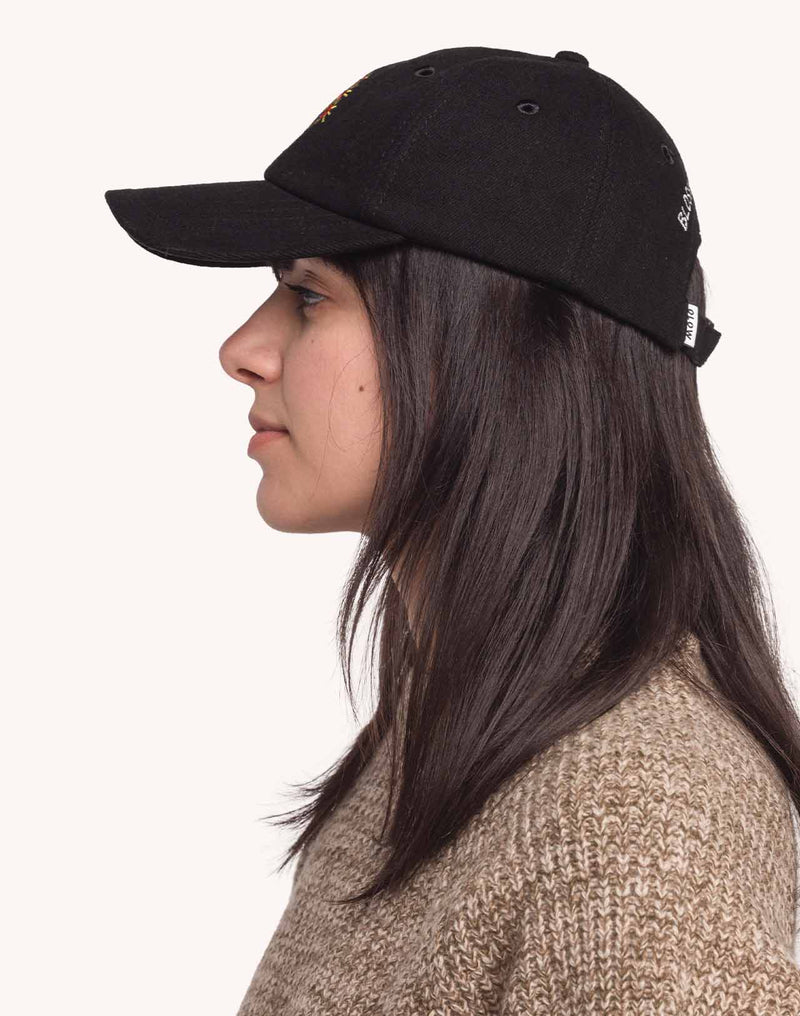 Casquette Six Panel Blossom Yourself Denim Noir en coton bio – OLOW