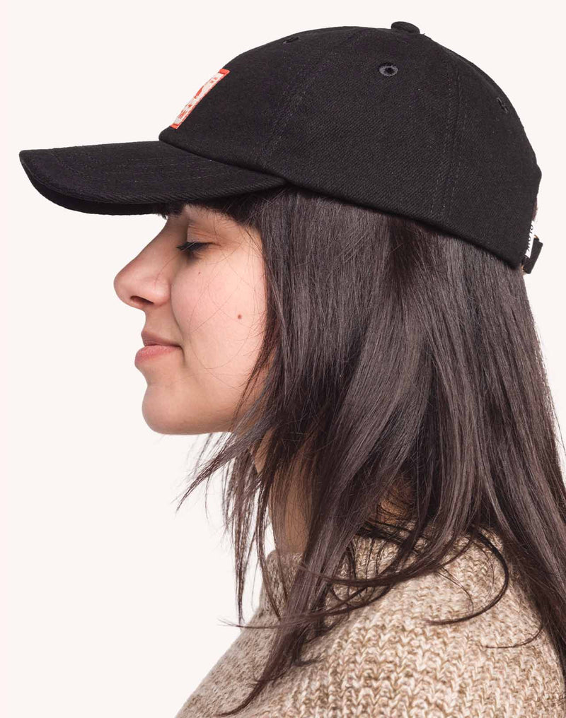 Casquette Six Panel Creative Studio Denim Noir en coton bio – OLOW