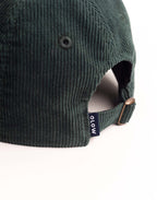 Casquette Six Panel Cruising Vert Mélèze en velours de coton – OLOW
