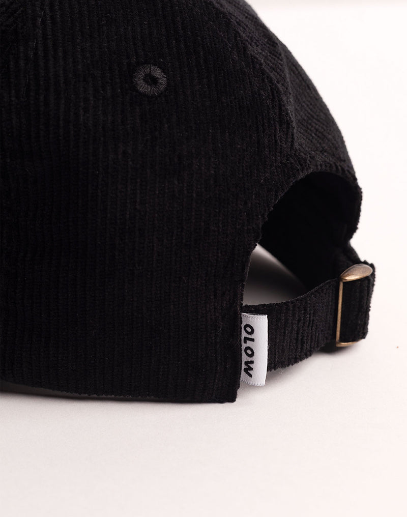 Casquette Six Panel Wine And Sleep Noir en velours de coton – OLOW