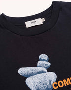T-Shirt Universe Noir Carbone en coton bio GOTS – OLOW